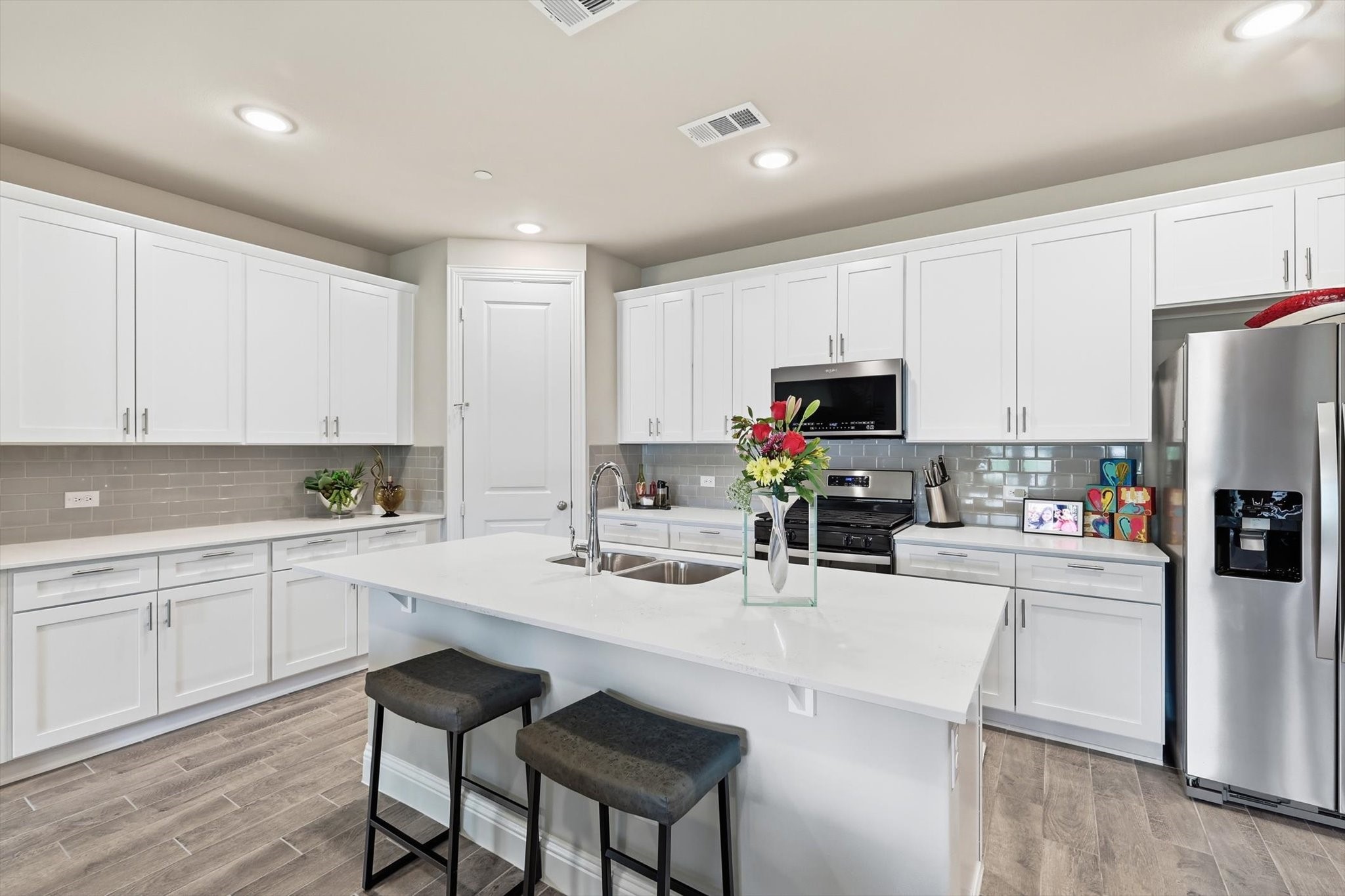 215 Suma Drive Euless TX 76040