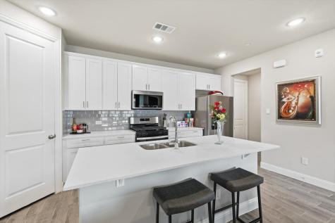 215 Suma Drive Euless TX 76040