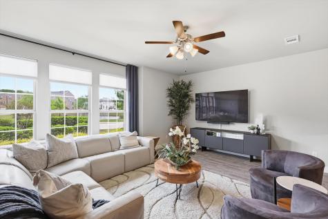 215 Suma Drive Euless TX 76040