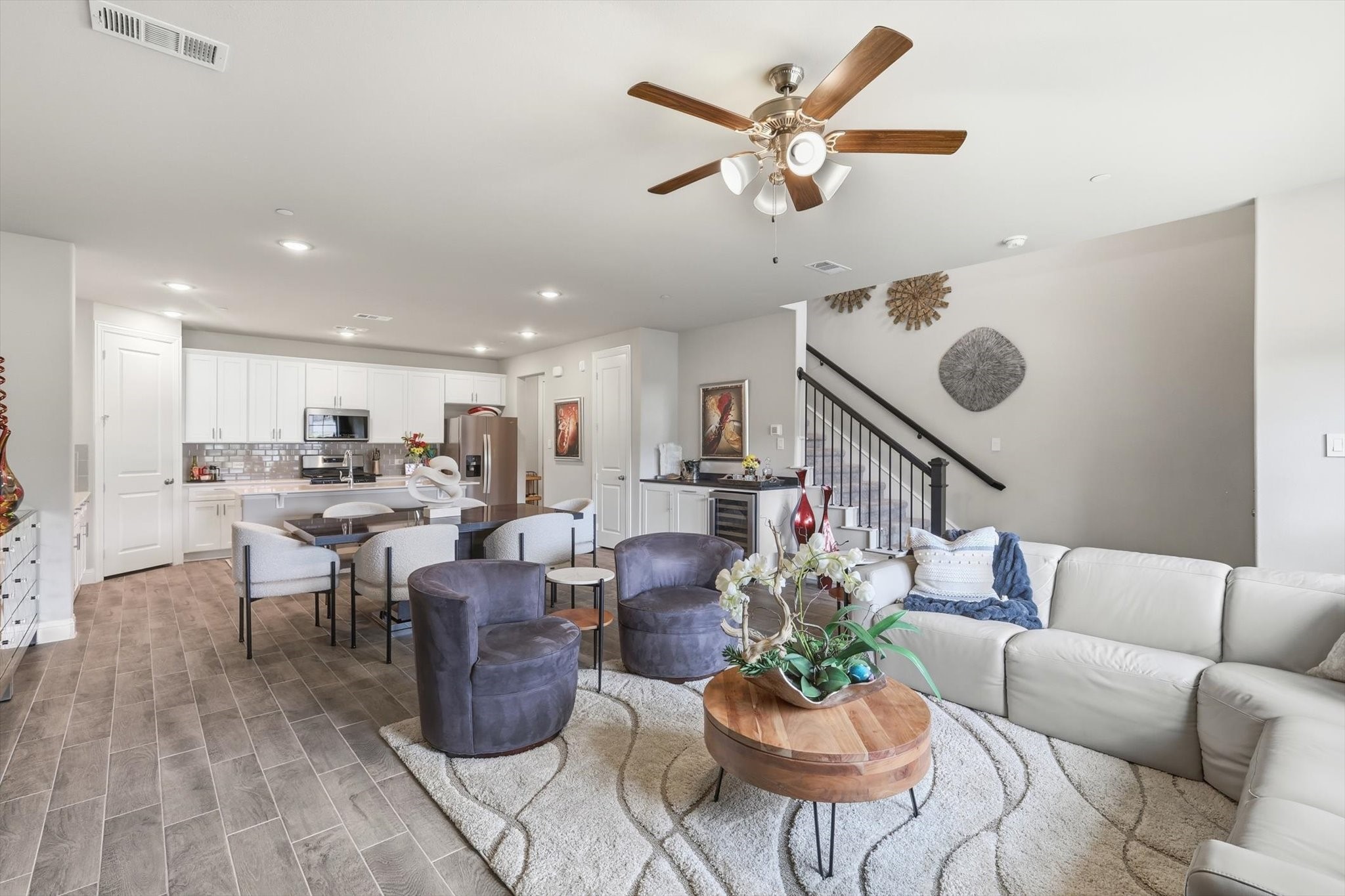 215 Suma Drive Euless TX 76040