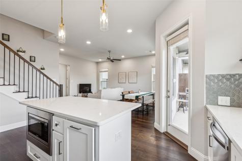 6306 Oakbend Circle Fort Worth TX 76132