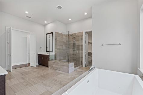381 E Greenbriar Lane Dallas TX 75203