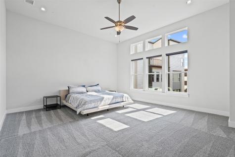 381 E Greenbriar Lane Dallas TX 75203