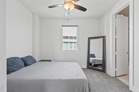 381 E Greenbriar Lane Dallas TX 75203