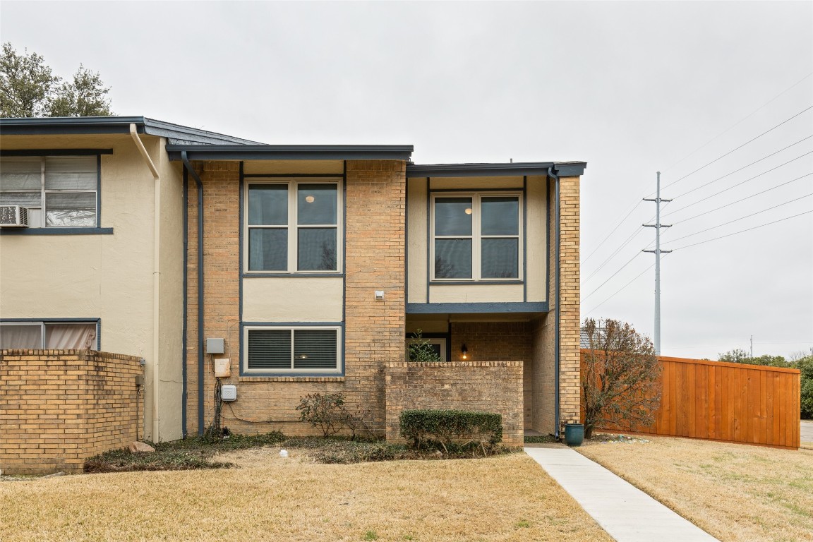 2030 Town Place Garland TX 75041