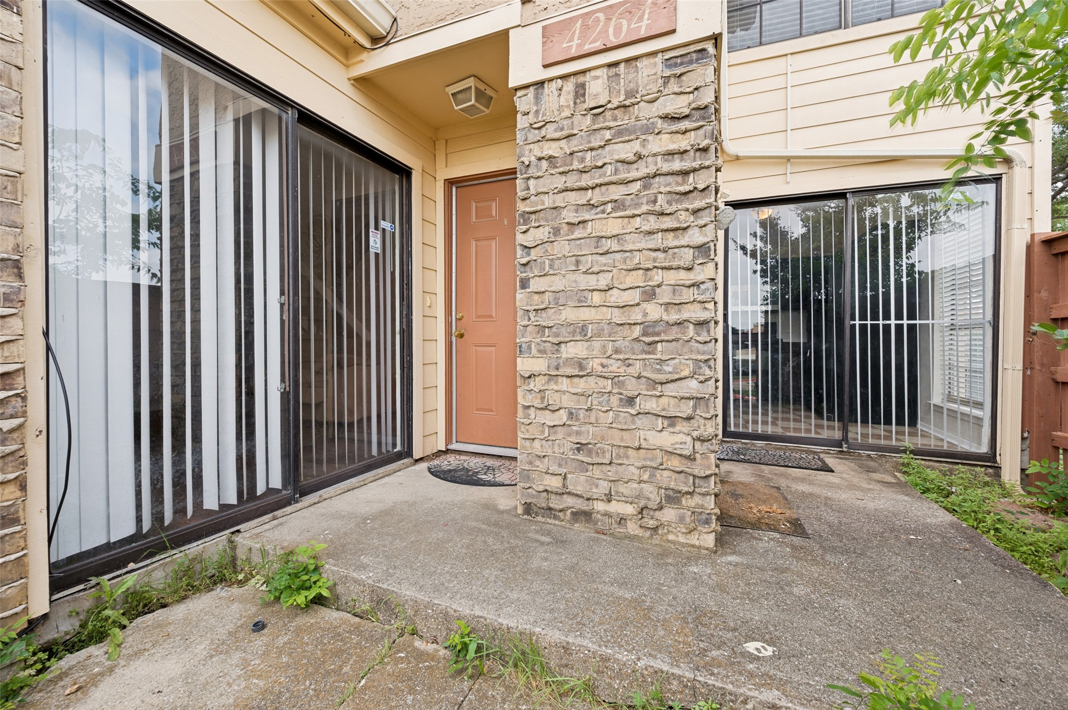 4264 Madera Road Irving TX 75038
