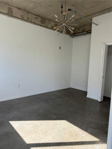 1001 Belleview Street Dallas TX 75215