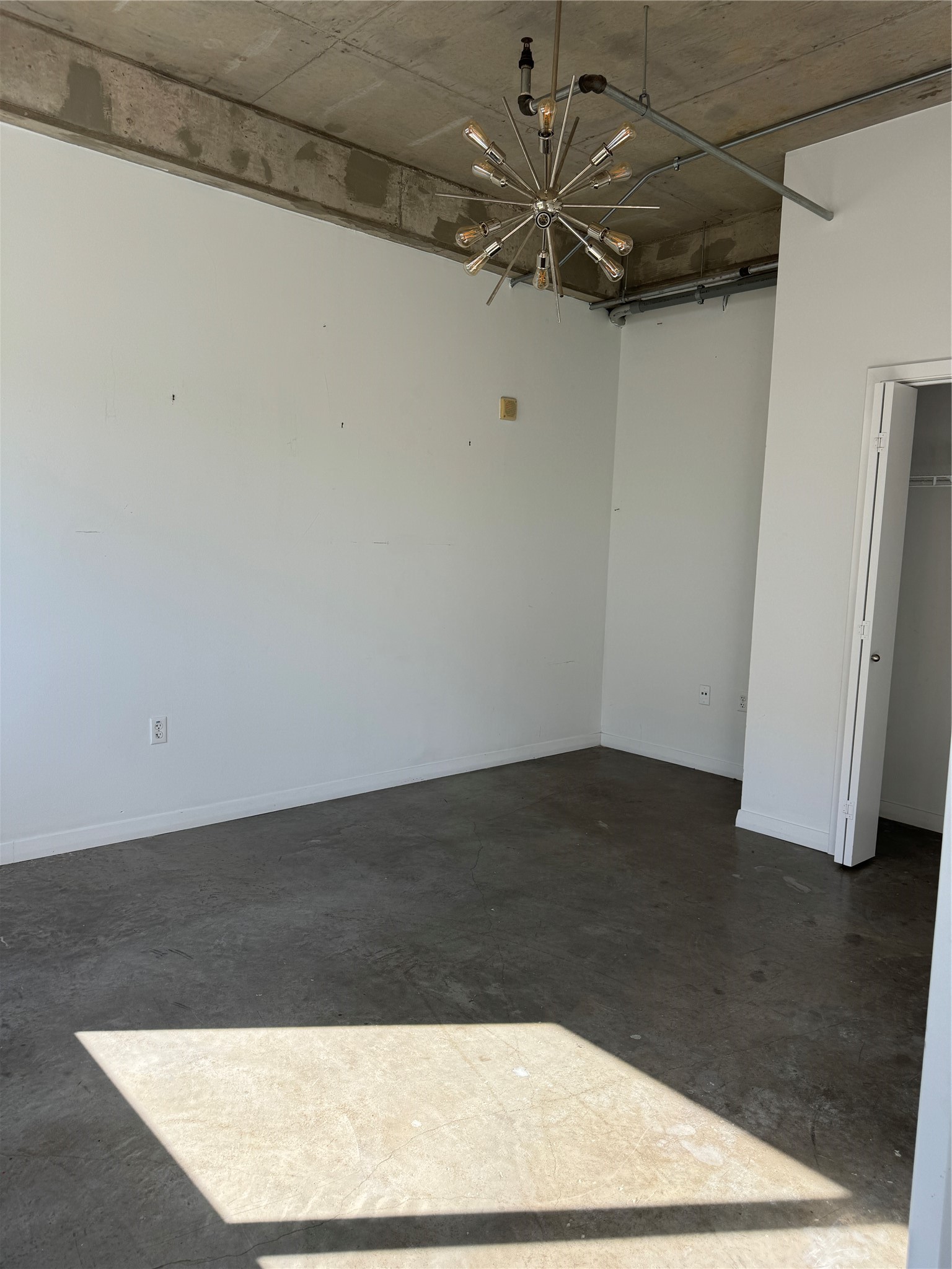 1001 Belleview Street Dallas TX 75215
