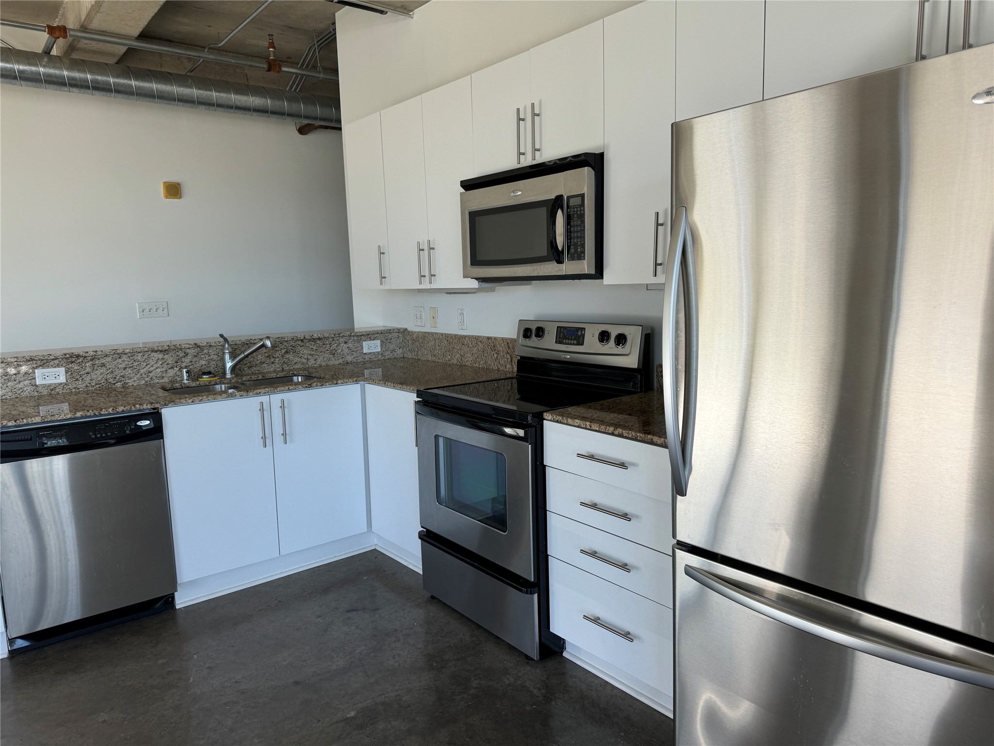 1001 Belleview Street Dallas TX 75215