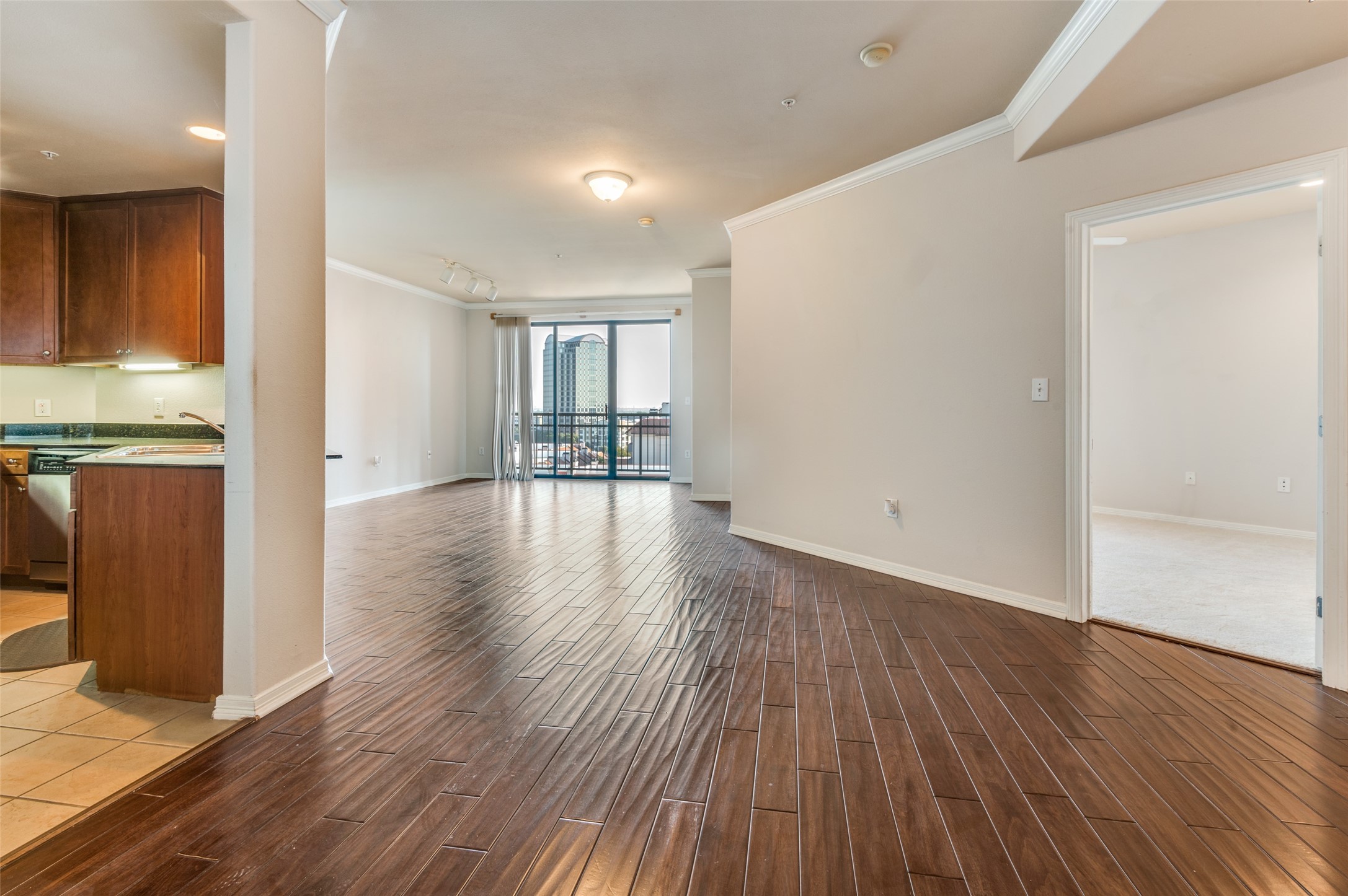 330 Las Colinas Boulevard E Irving TX 75039