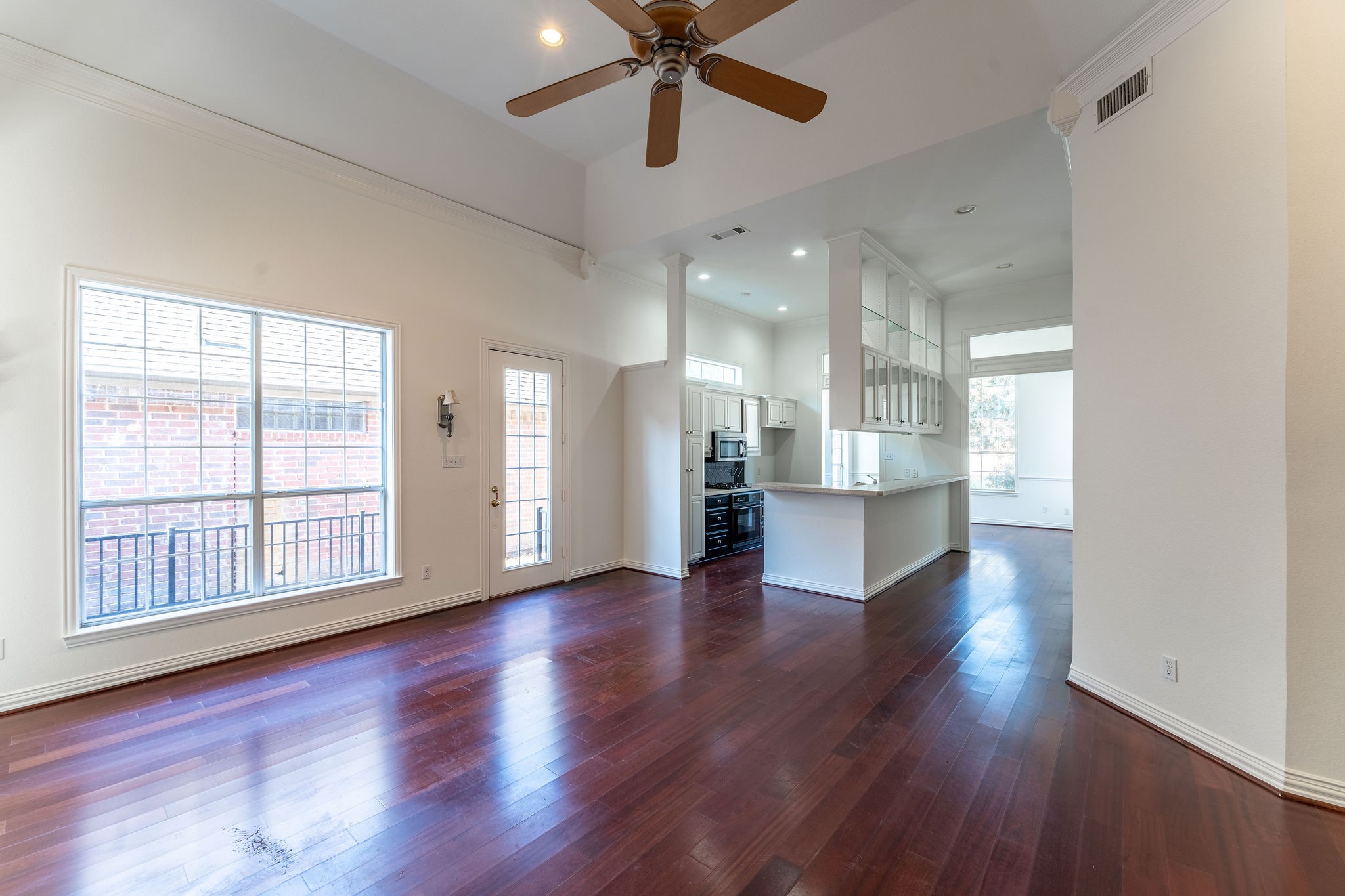 5019 Pershing Avenue Fort Worth TX 76107