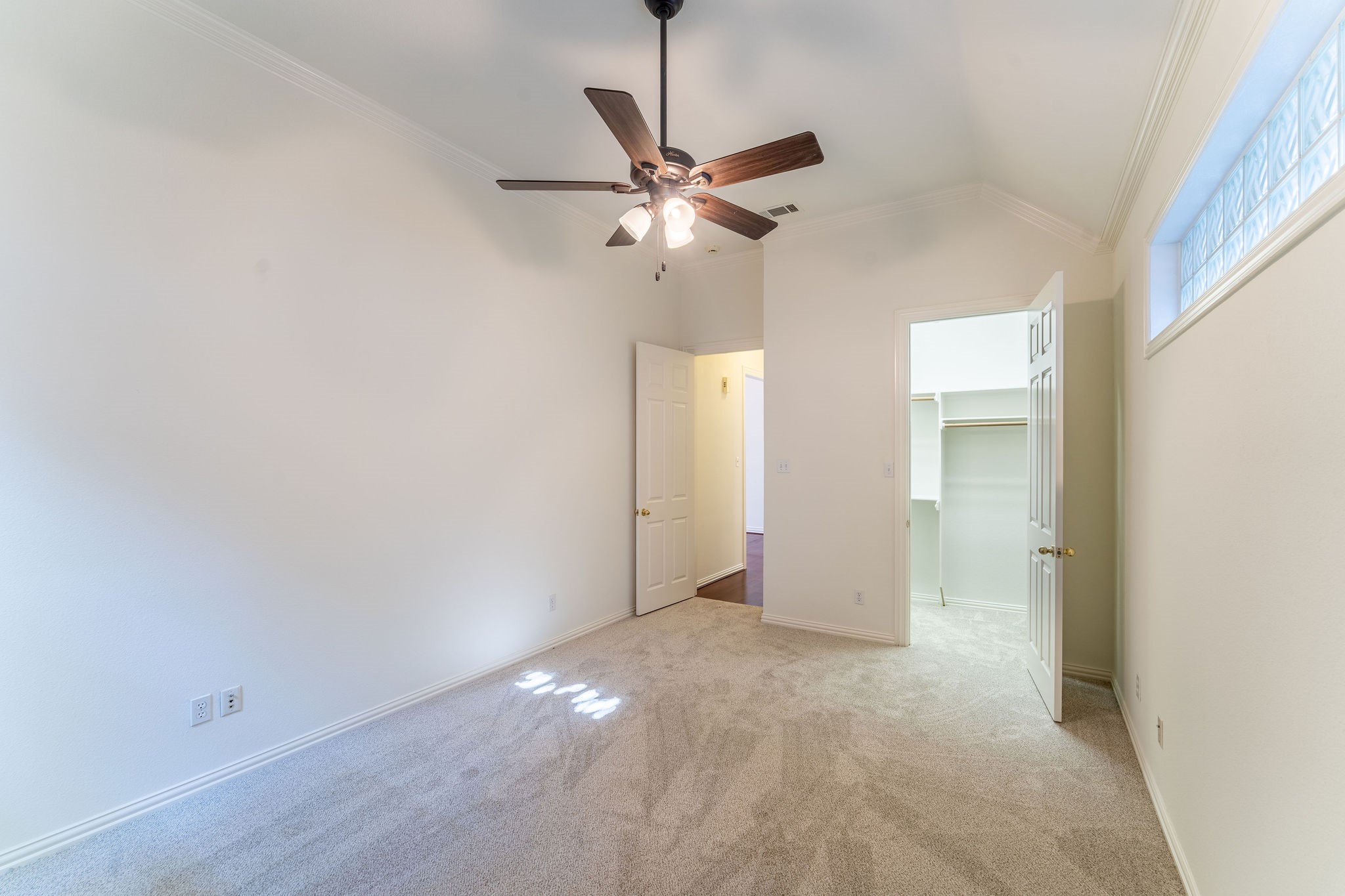 5019 Pershing Avenue Fort Worth TX 76107