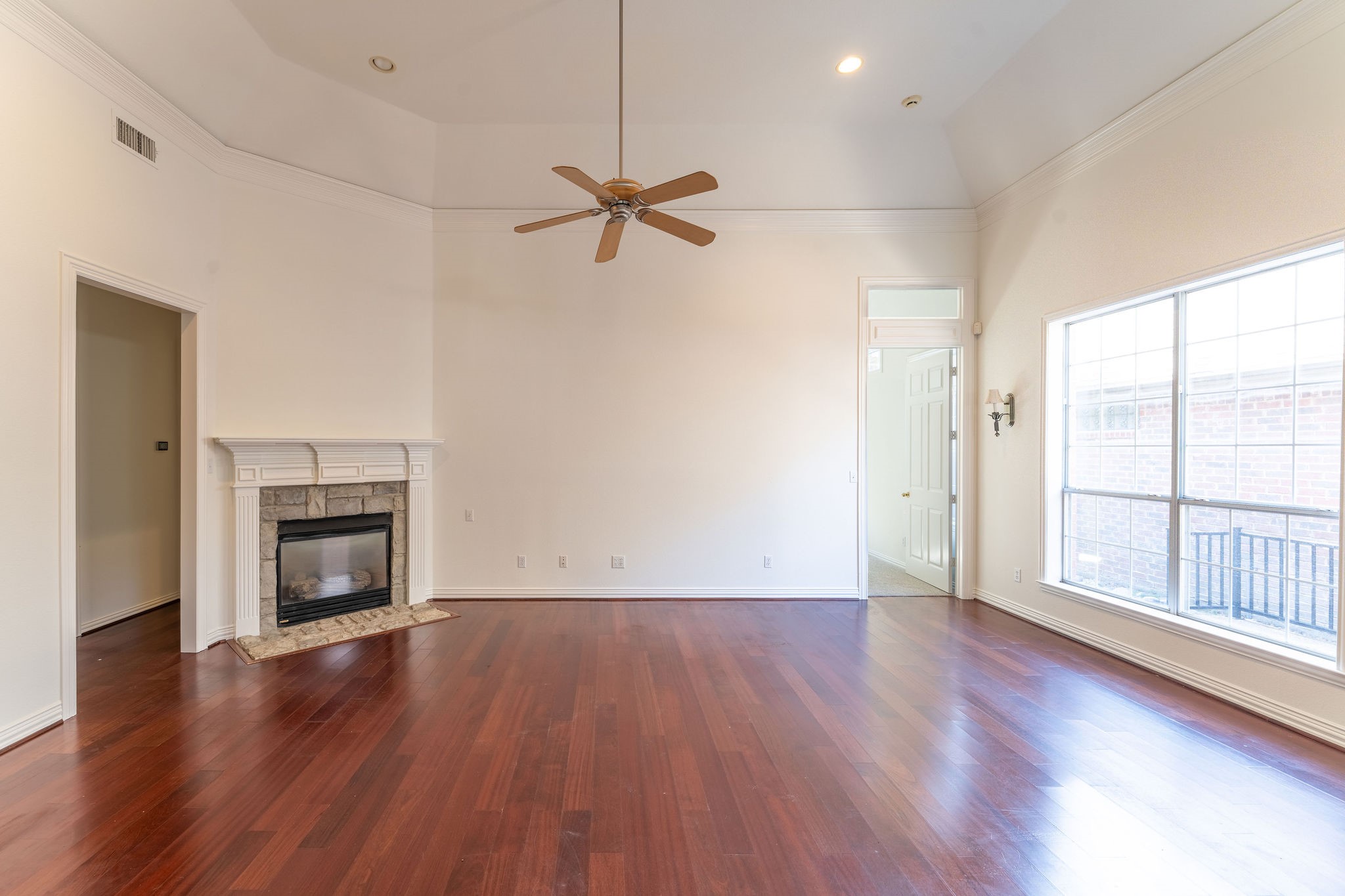 5019 Pershing Avenue Fort Worth TX 76107