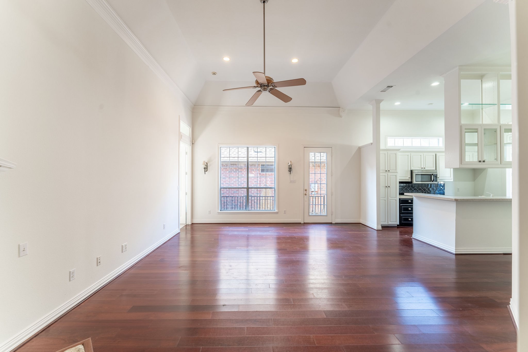 5019 Pershing Avenue Fort Worth TX 76107