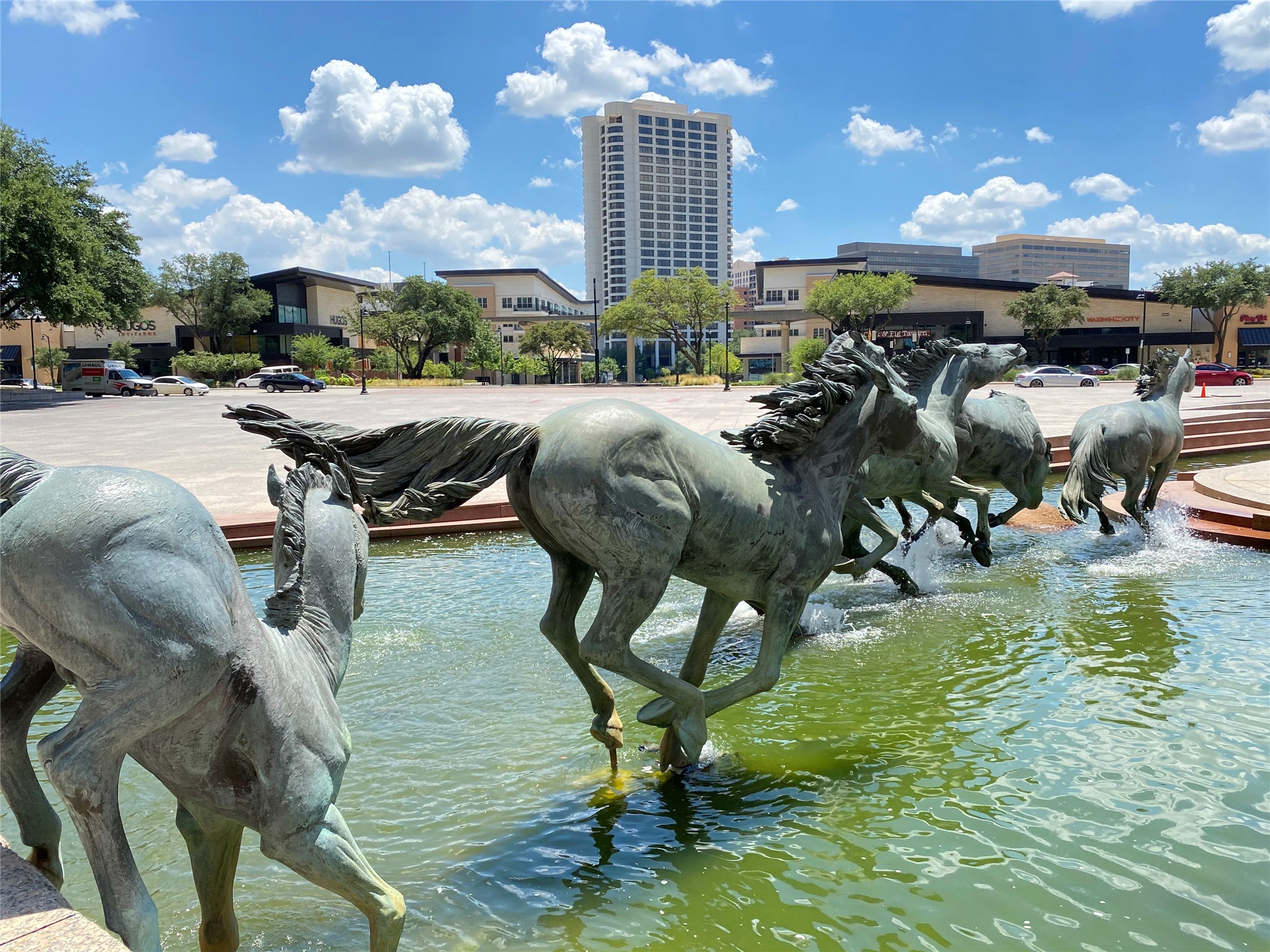 330 Las Colinas Boulevard E Irving TX 75039
