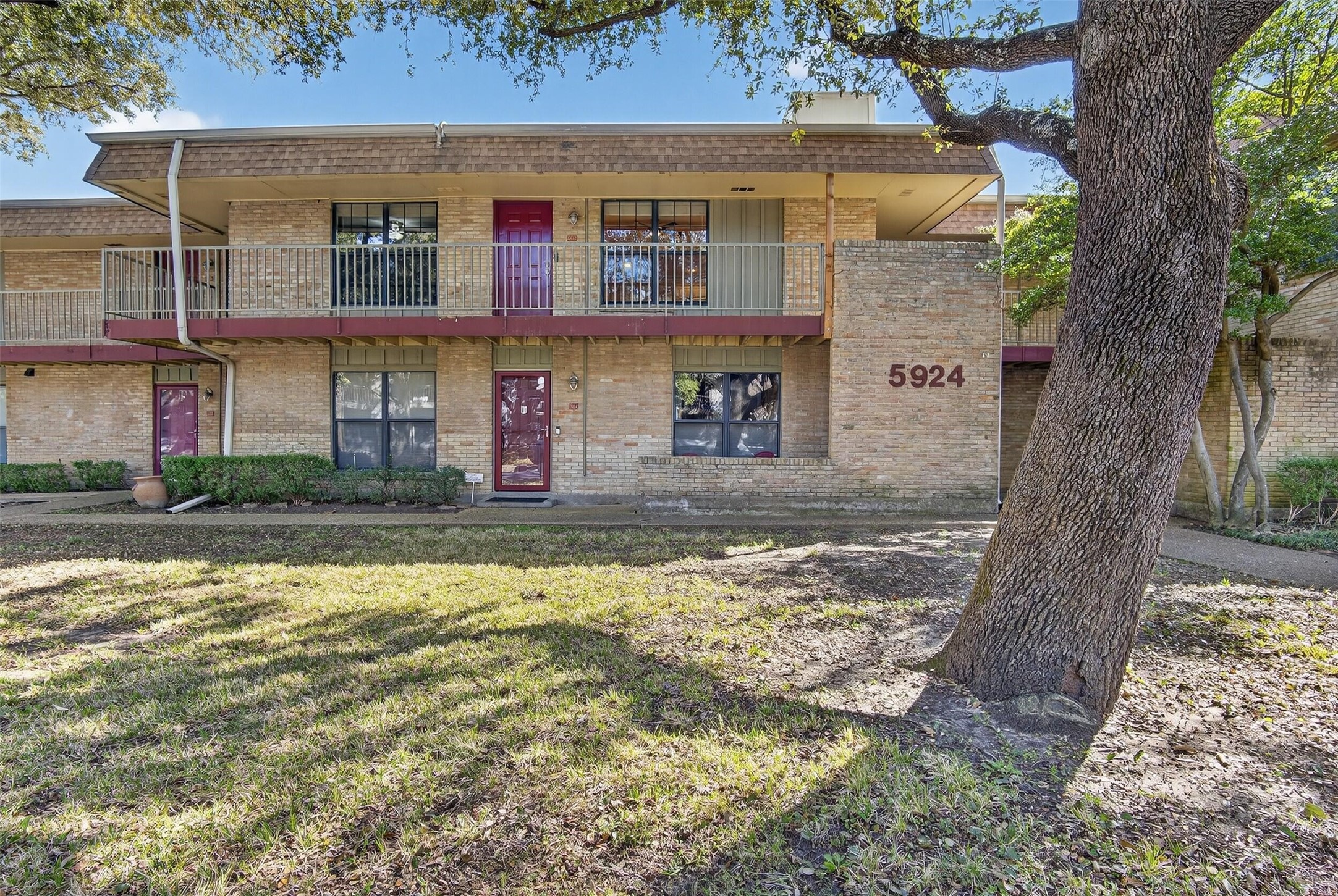 5930 Birchbrook Drive Dallas TX 75206