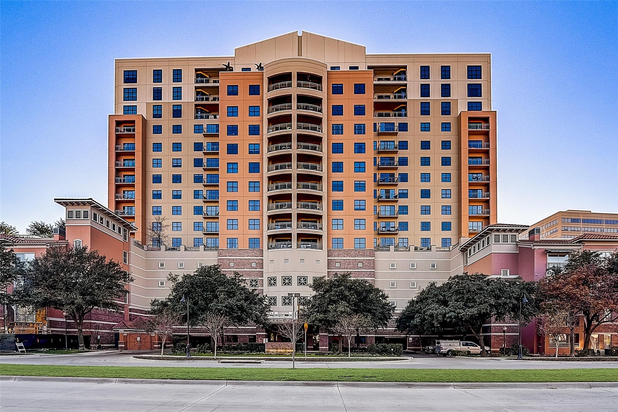 330 Las Colinas Boulevard E Irving TX 75039