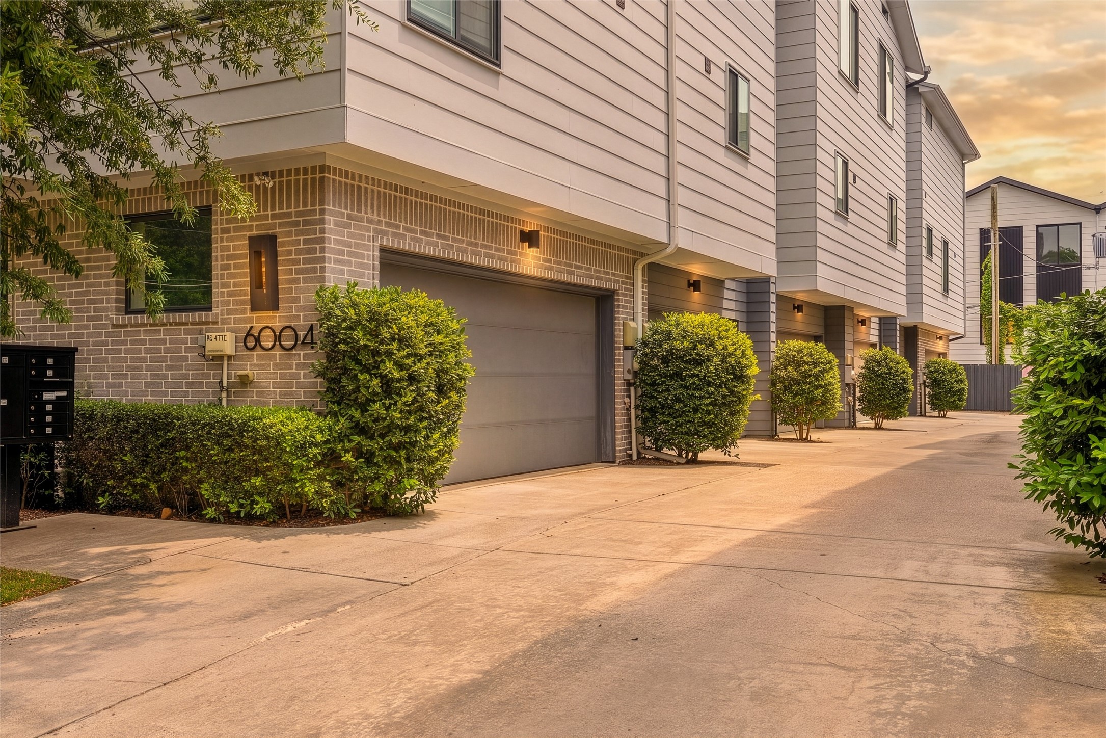 6004 Hudson Street Dallas TX 75206