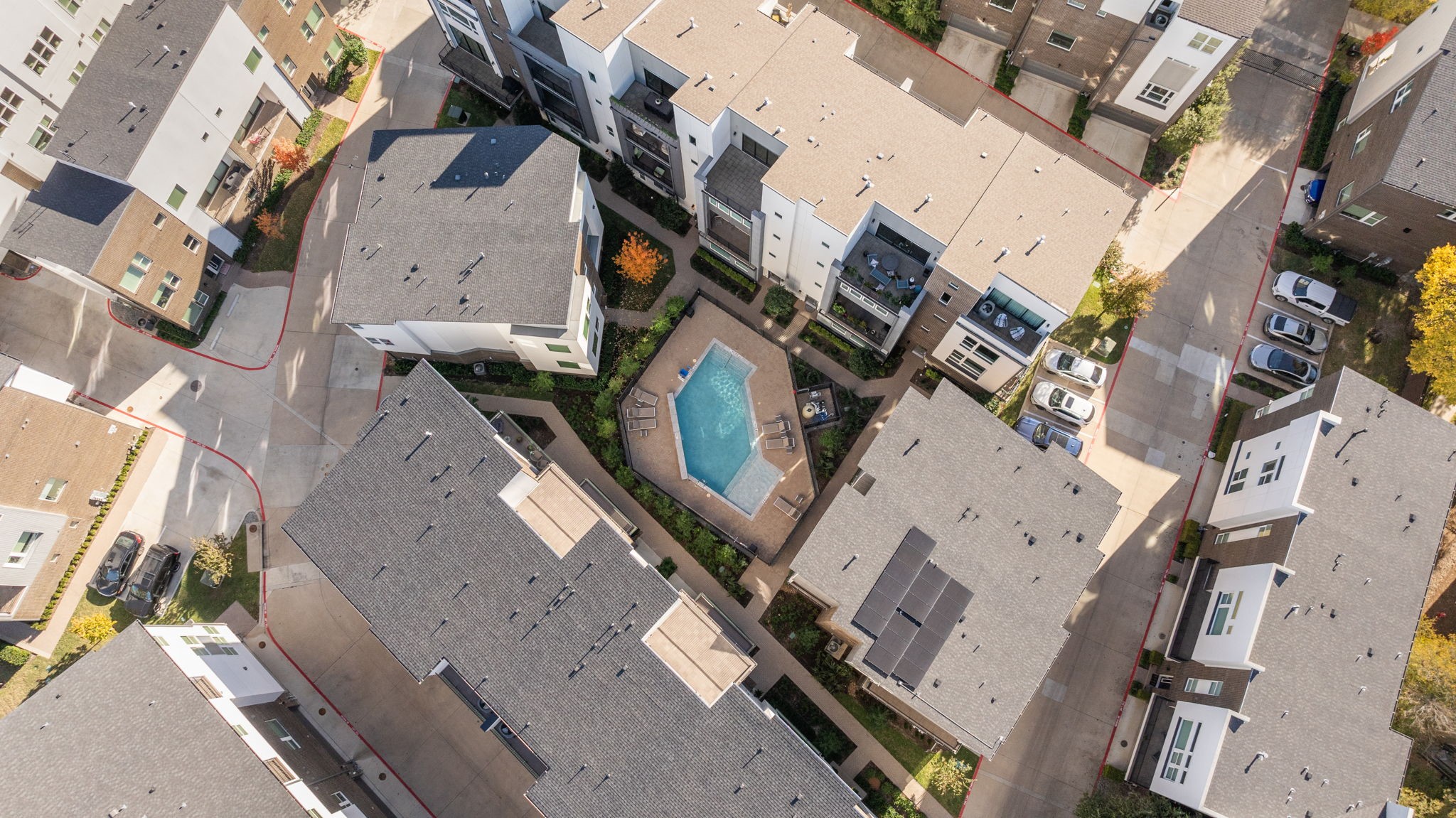 381 E Greenbriar Lane Dallas TX 75203
