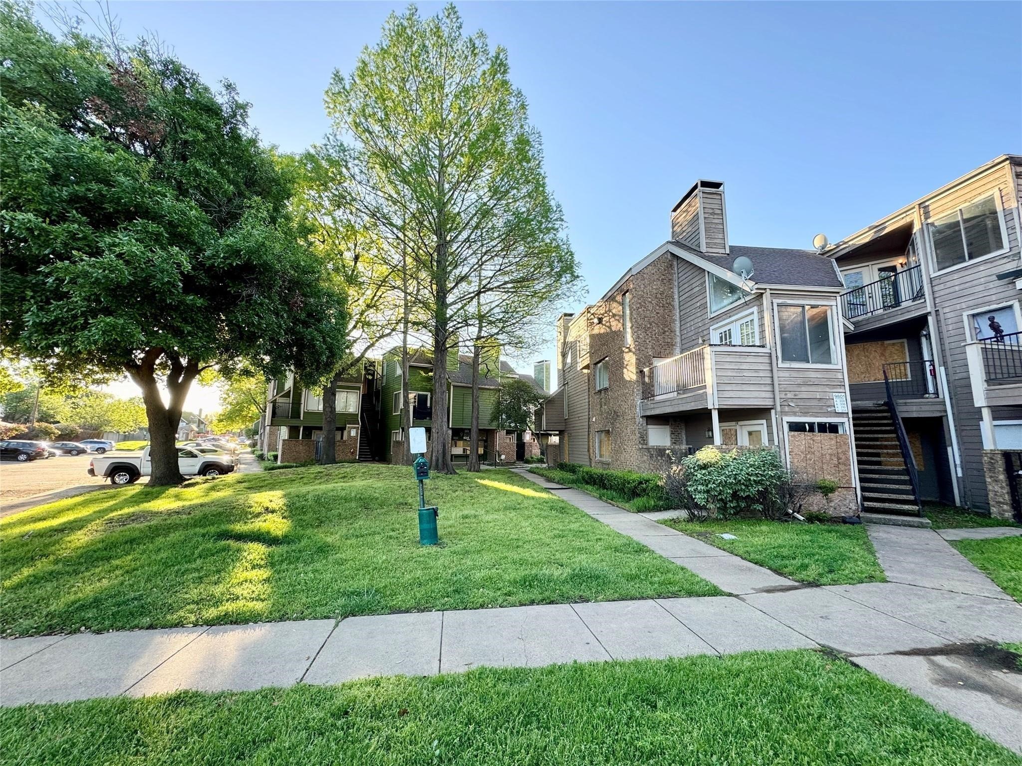 9801 Walnut Street Dallas TX 75243