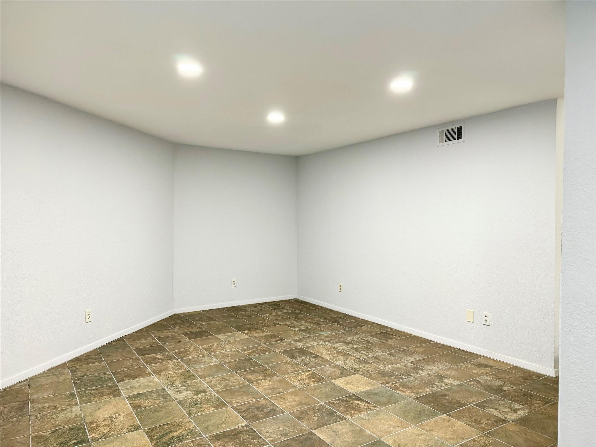 9801 Walnut Street Dallas TX 75243