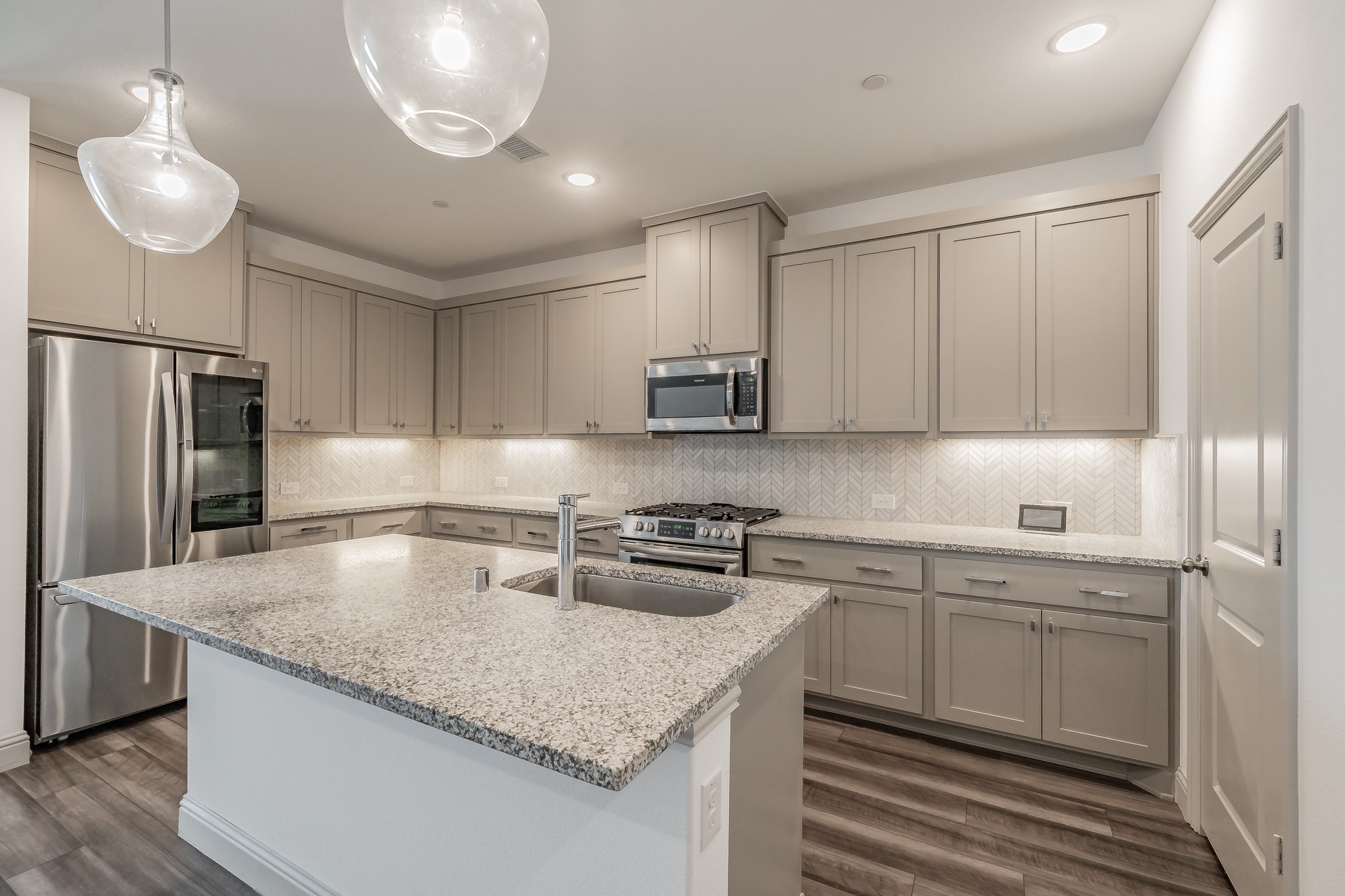 8584 Dynasty Lane Frisco TX 75034