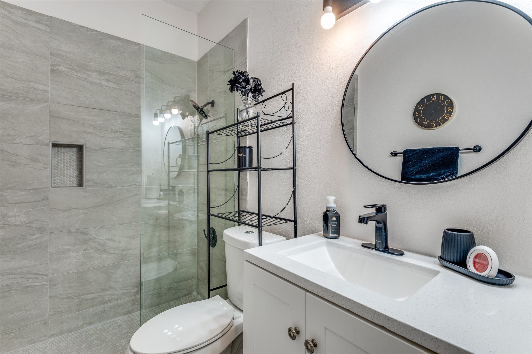 2110 Randy Snow Road Arlington TX 76011