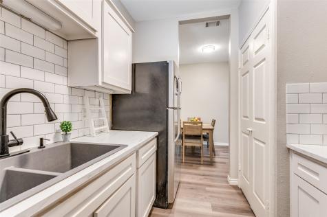2110 Randy Snow Road Arlington TX 76011