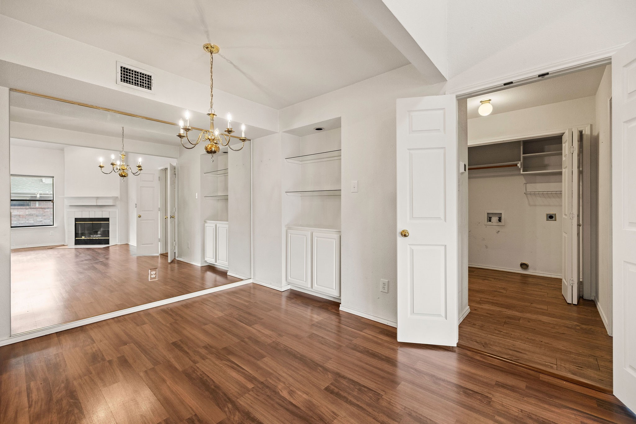 1120 Forest Creek Street Benbrook TX 76126