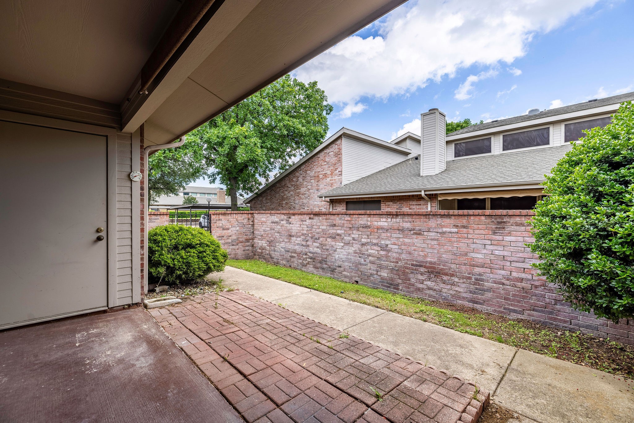 1120 Forest Creek Street Benbrook TX 76126
