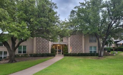 2303 Ridgmar Plaza Fort Worth TX 76116