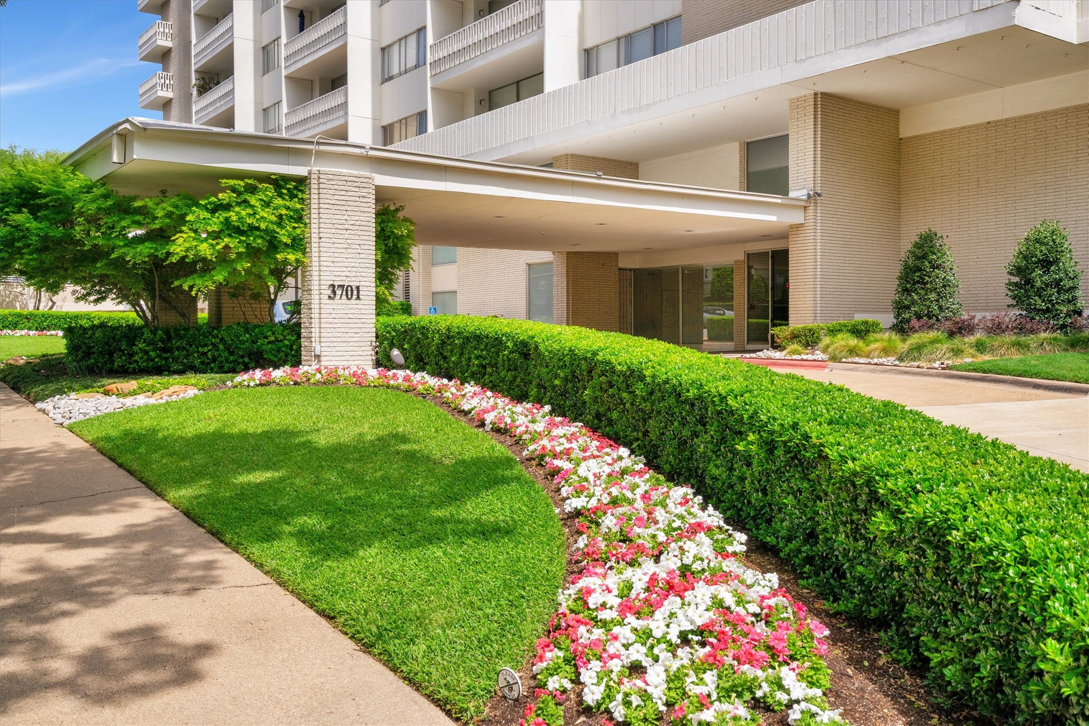 3701 Turtle Creek Boulevard Dallas TX 75219