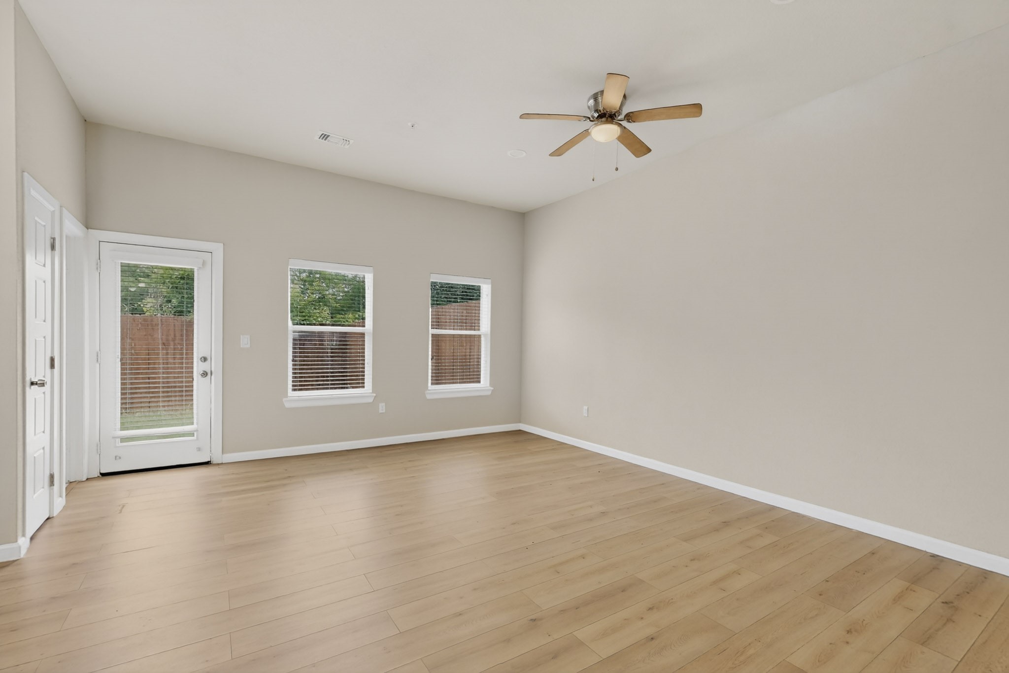 226 Heritage Court Seagoville TX 75159