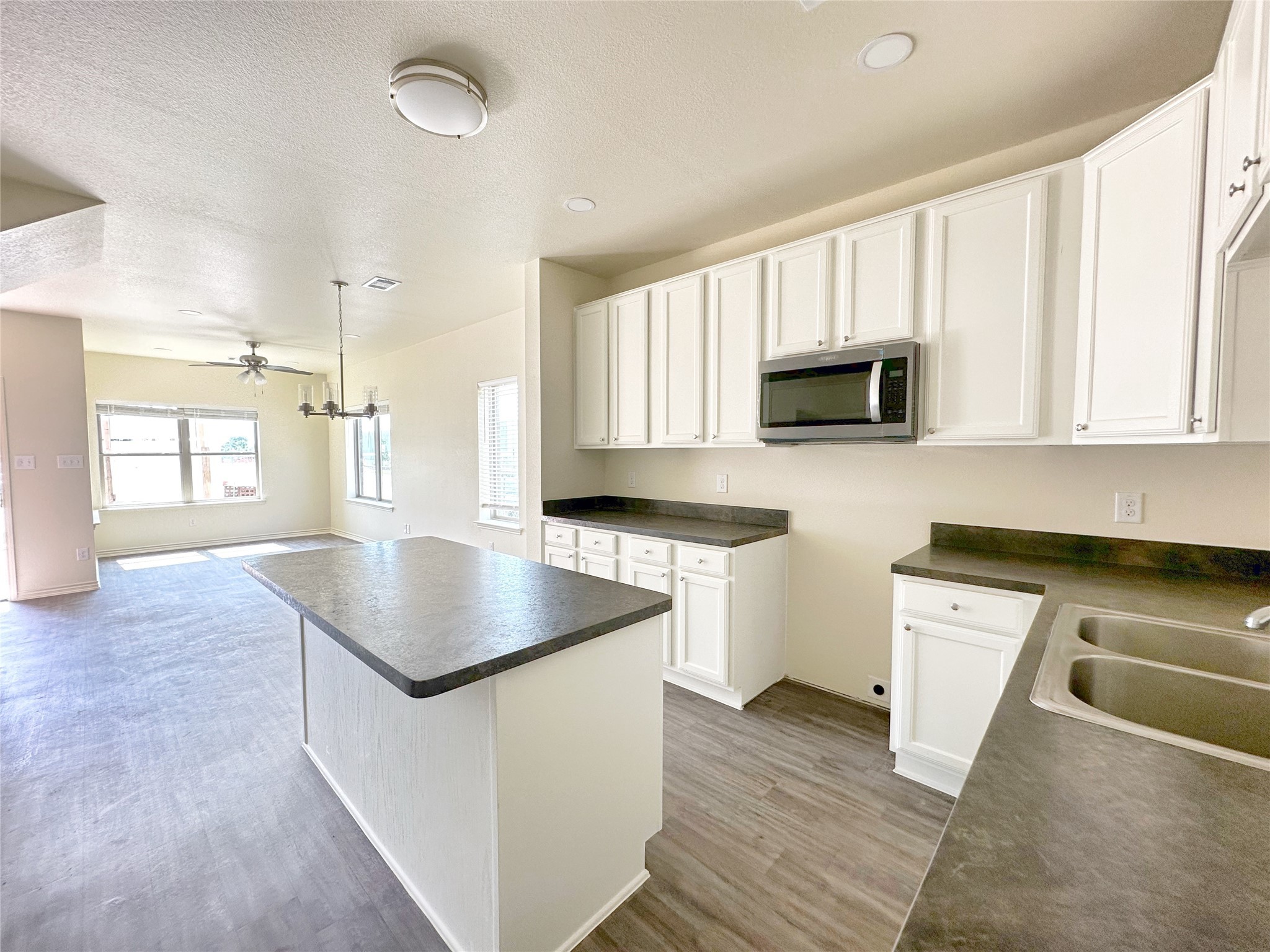 1709 St Louis Avenue Fort Worth TX 76110