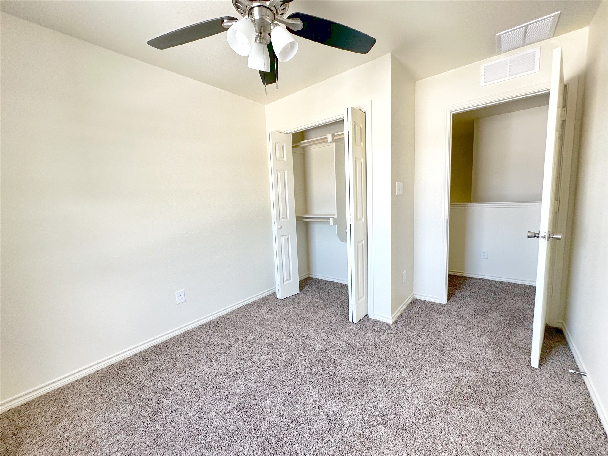 1709 St Louis Avenue Fort Worth TX 76110