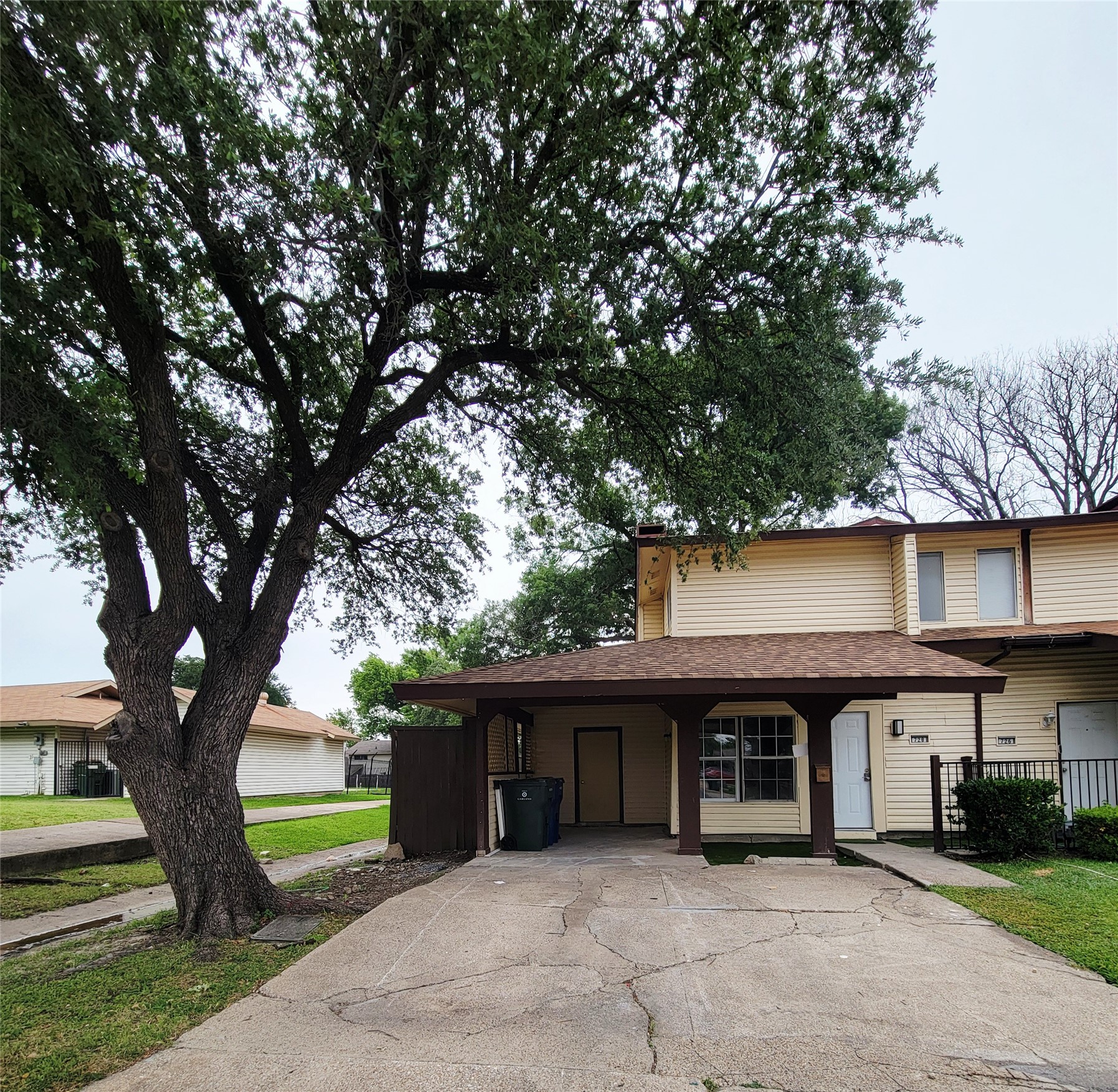 728 Arrowhead Circle Garland TX 75043