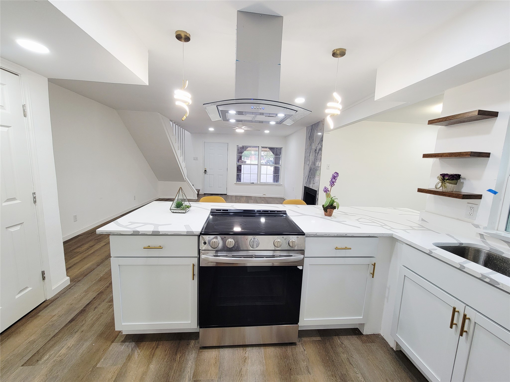 728 Arrowhead Circle Garland TX 75043