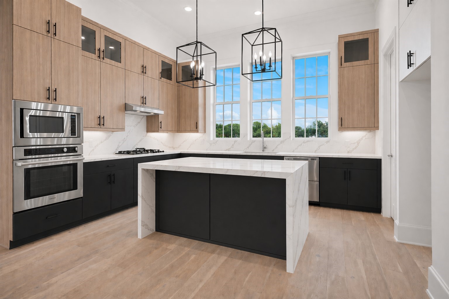 4080 Oak Circle Addison TX 75001