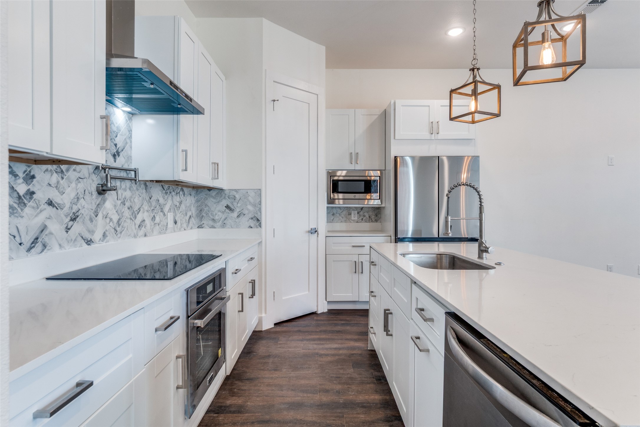 402 S Henderson Avenue Dallas TX 75223