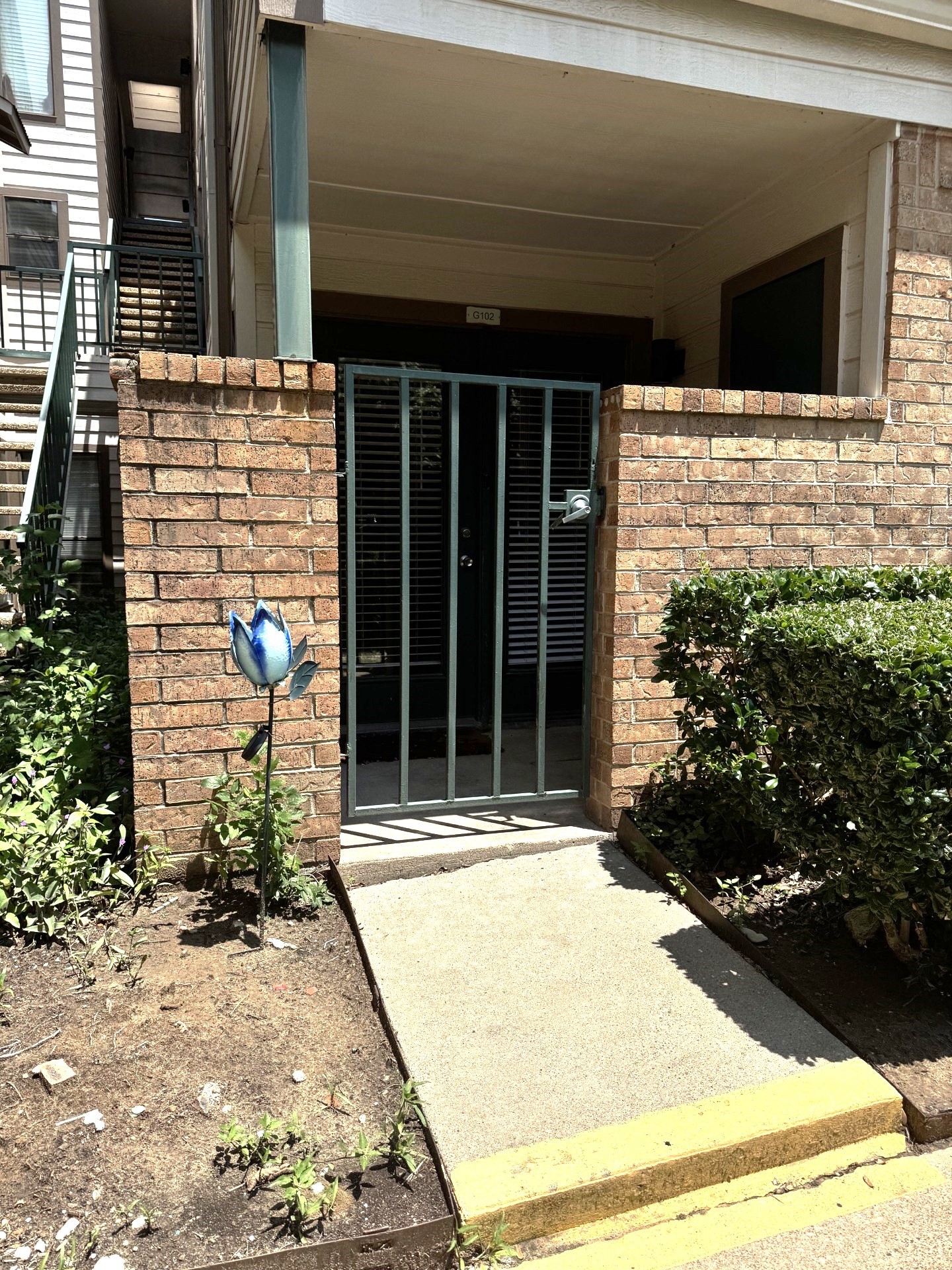2300 Balsam Drive Arlington TX 76006