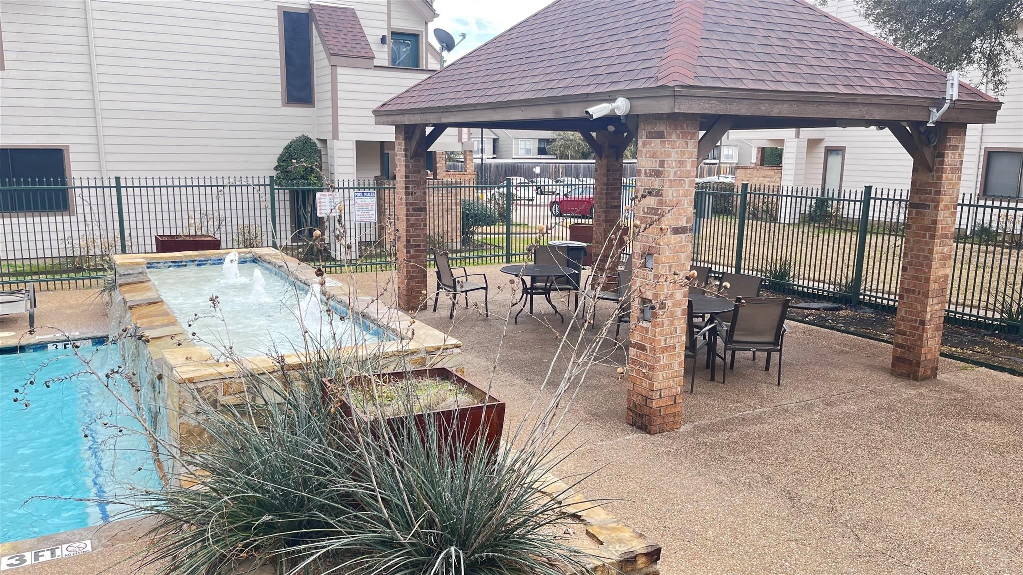 2300 Balsam Drive Arlington TX 76006