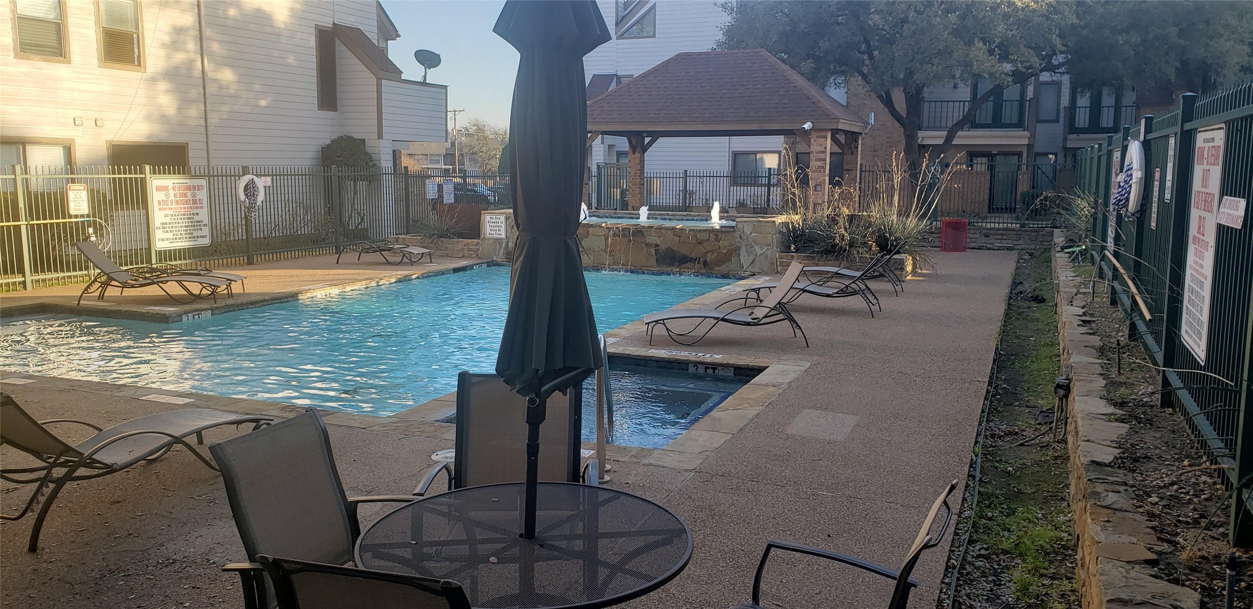 2300 Balsam Drive Arlington TX 76006