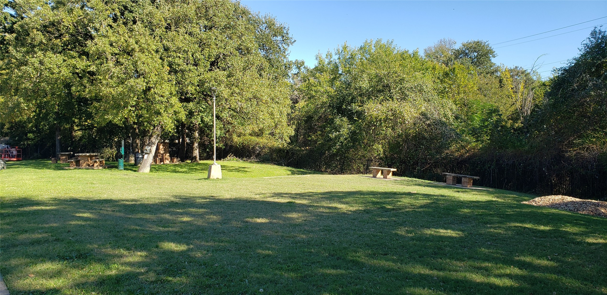 2300 Balsam Drive Arlington TX 76006