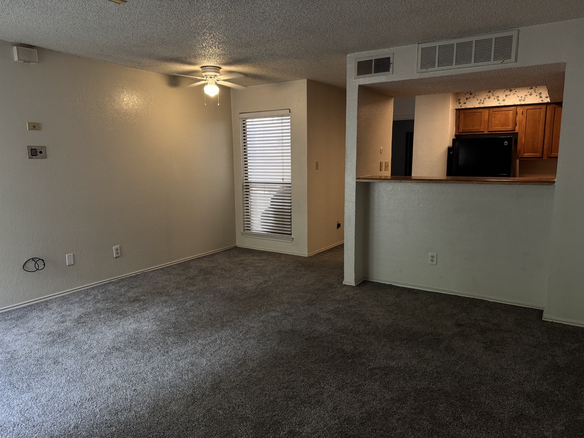 2300 Balsam Drive Arlington TX 76006