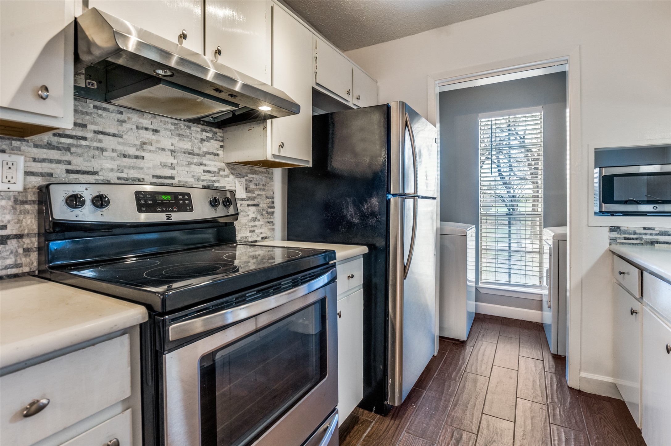 5981 Arapaho Road Dallas TX 75248