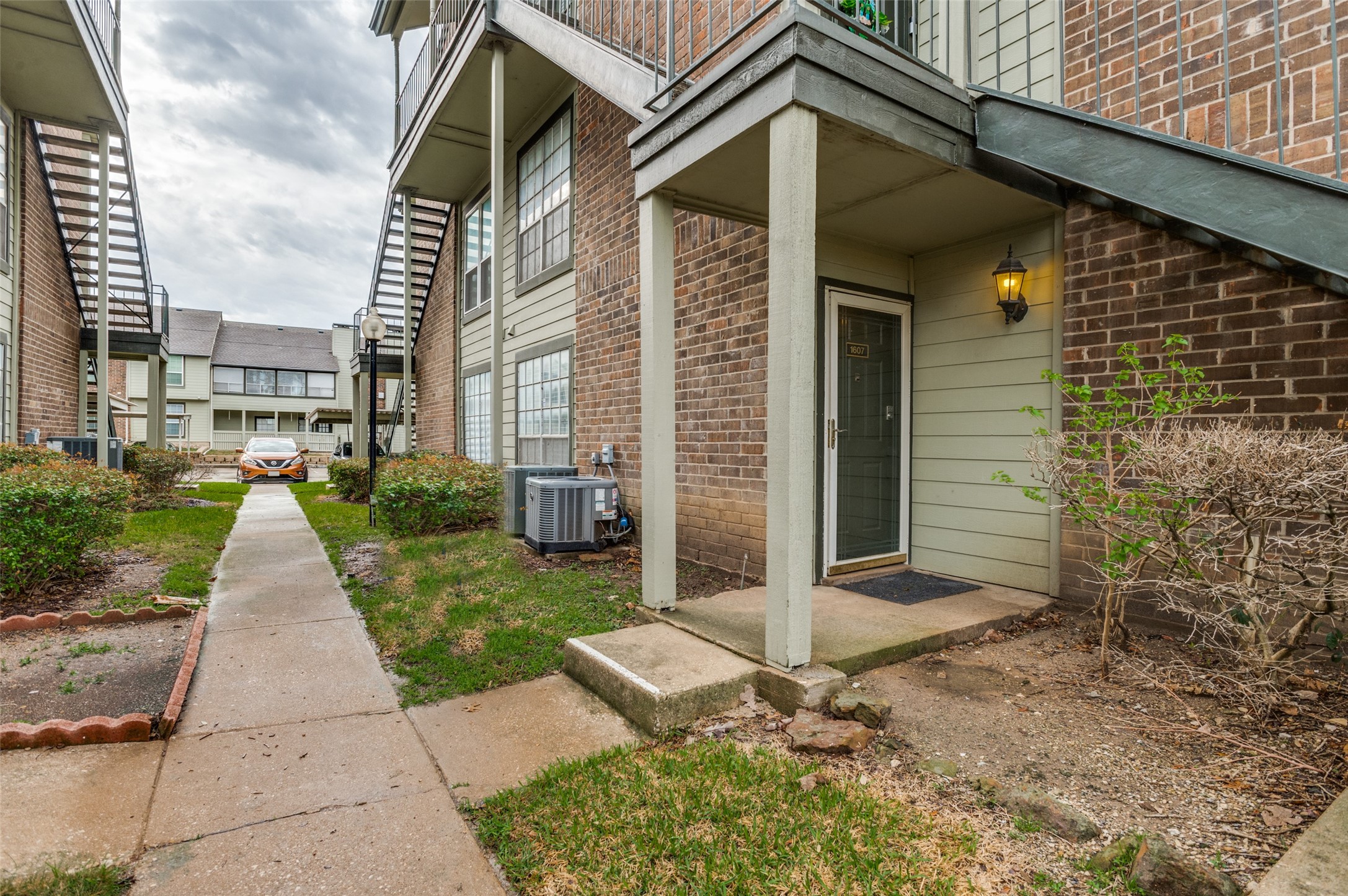 5981 Arapaho Road Dallas TX 75248