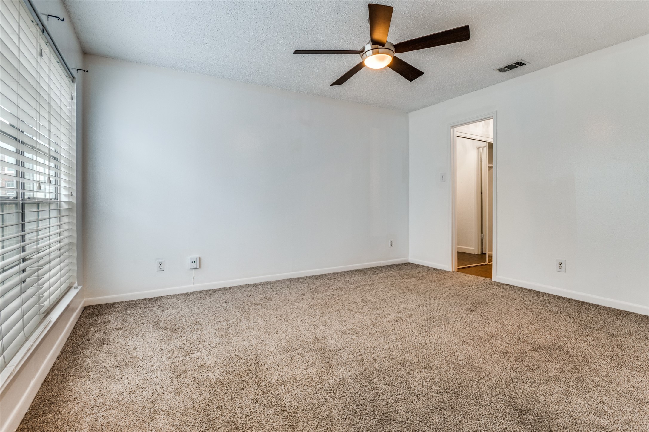 5981 Arapaho Road Dallas TX 75248