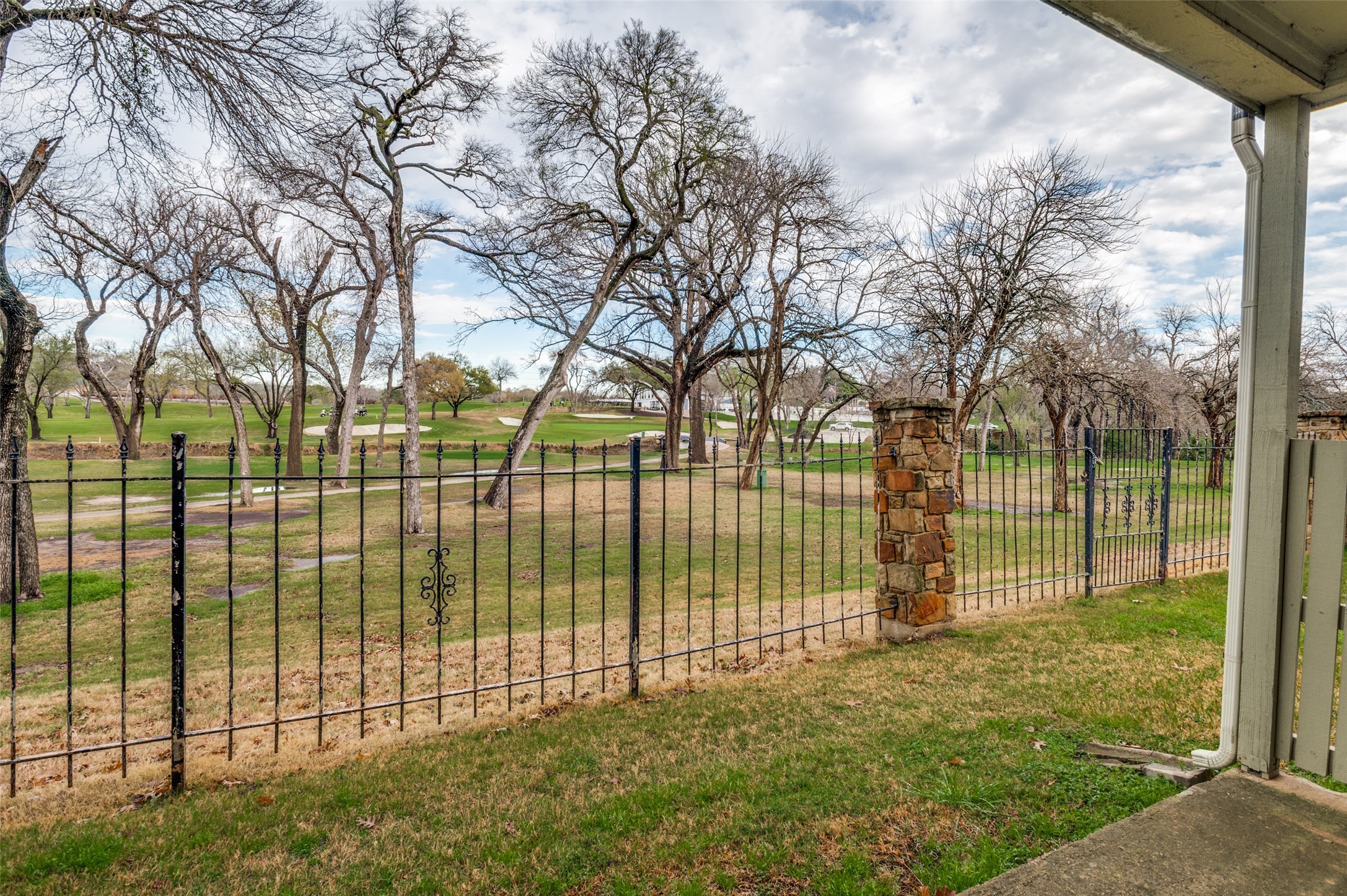 5981 Arapaho Road Dallas TX 75248