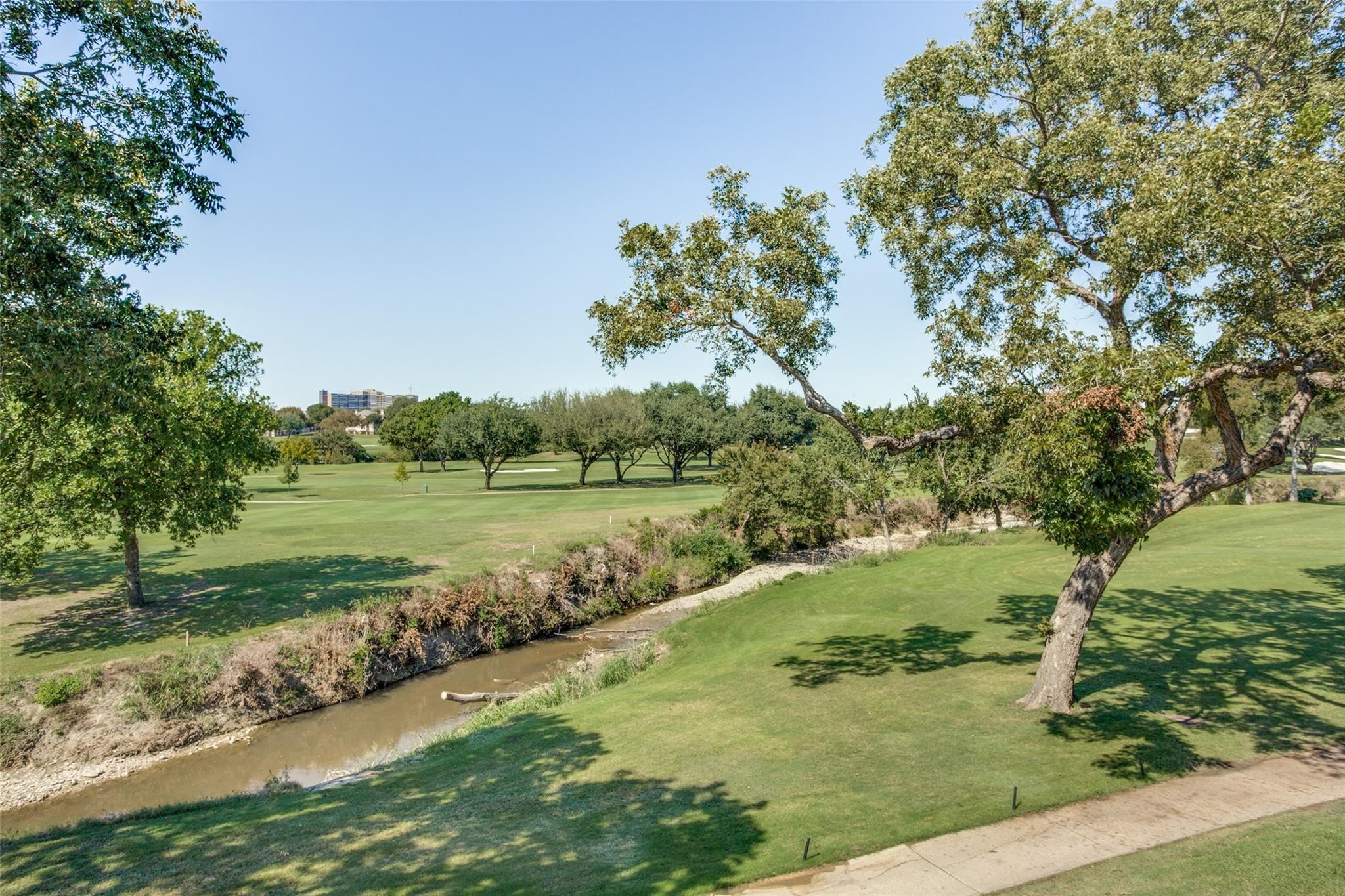 5981 Arapaho Road Dallas TX 75248