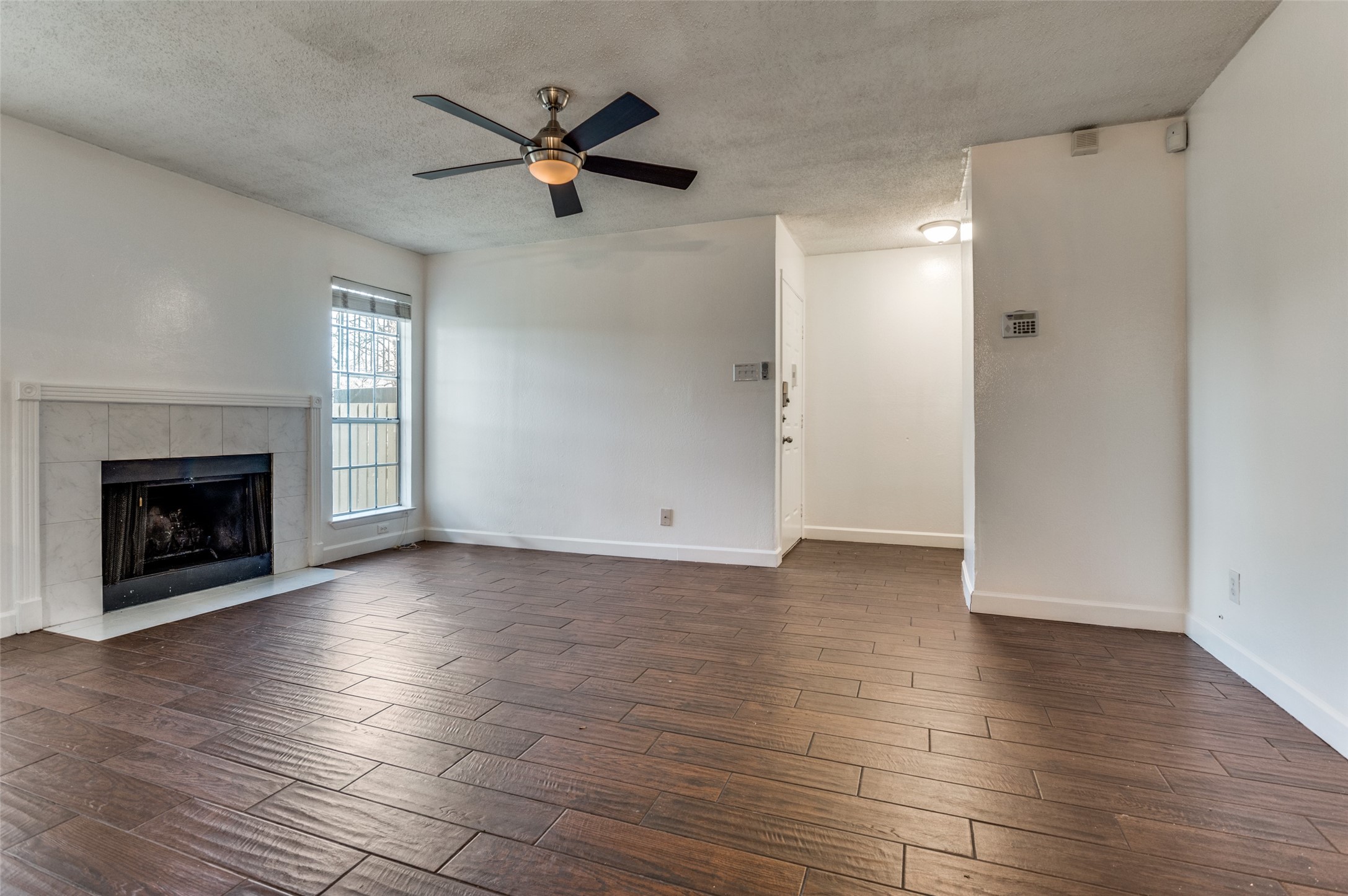 5981 Arapaho Road Dallas TX 75248